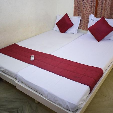 Pms Guest House Pondicherry Exterior foto